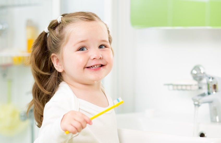 متخصص دندانپزشکی اطفال
