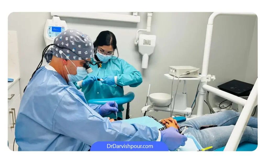 متخصص ایمپلنت دندان
