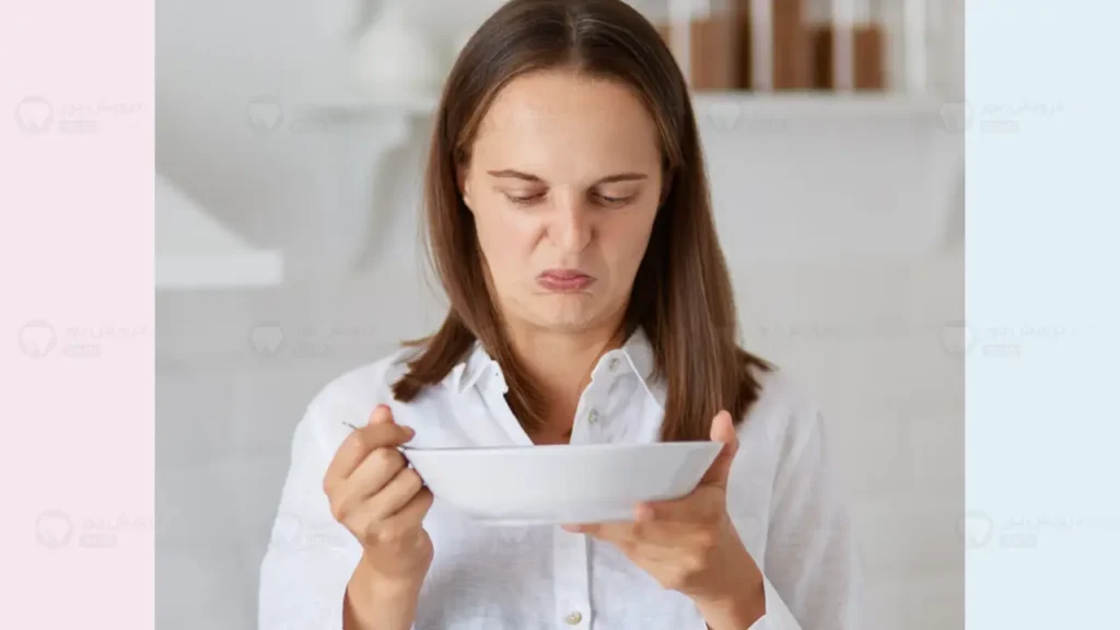 مزه فلزی در دهان